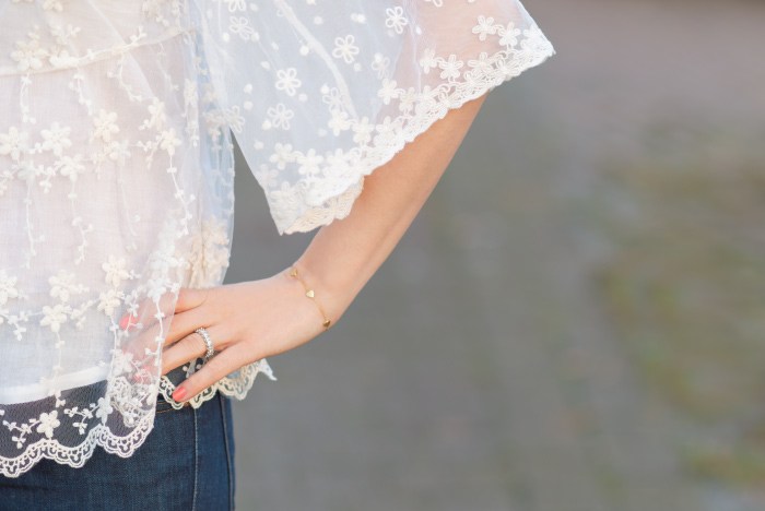 zara-white-lace-blouse-03