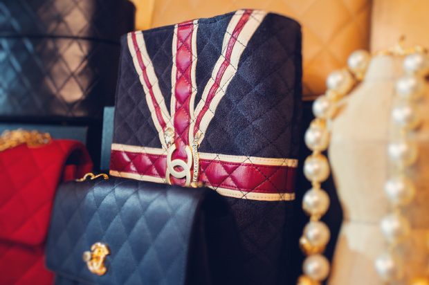 marches-de-catherine-b-vintage-chanel-hermes-paris-008