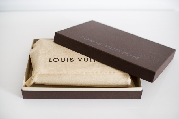 louis-vuitton-mini-collection-clutch-02