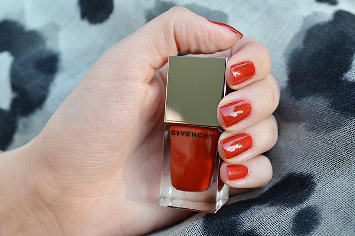 givenchy-le-vernis-grenat-initie-07-01