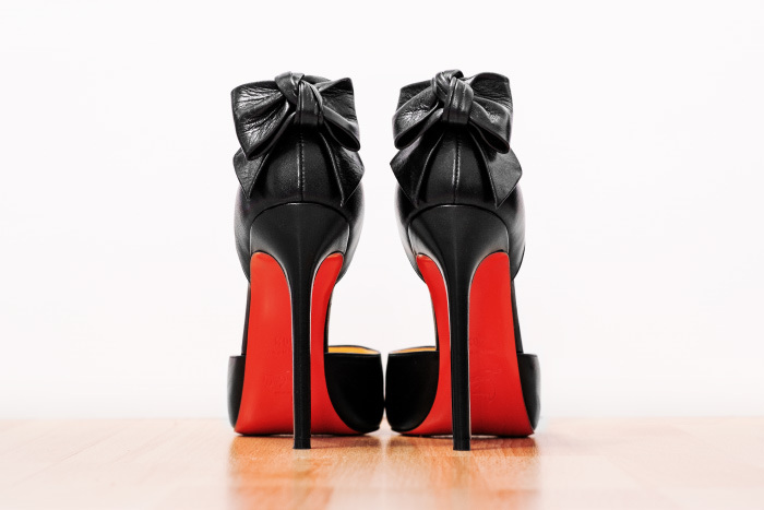 louboutin-dos-noeuds-schwarz