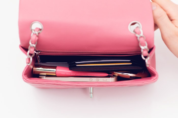 chanel-mini-bag-platz-02