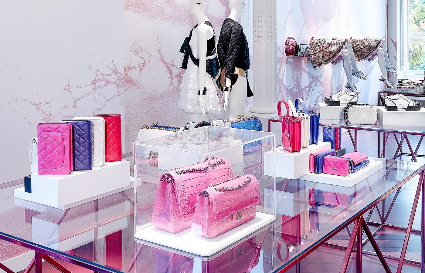 chanel-saint-tropez-ephemeral-boutique-07